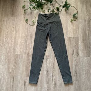 Electric & Rose Olive Green Leggings Size XS